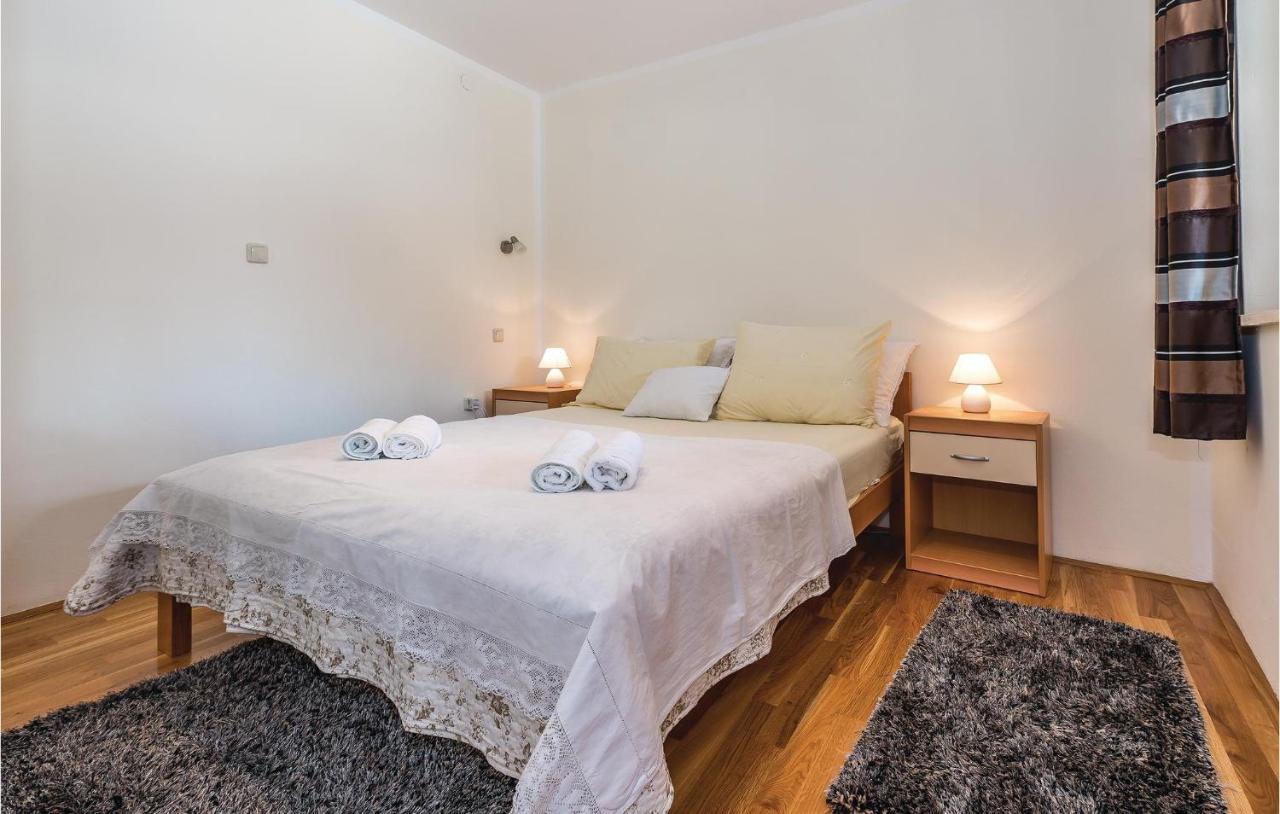 Lovely Home In Sibenik-Brodarica With Kitchen Donje Polje 외부 사진