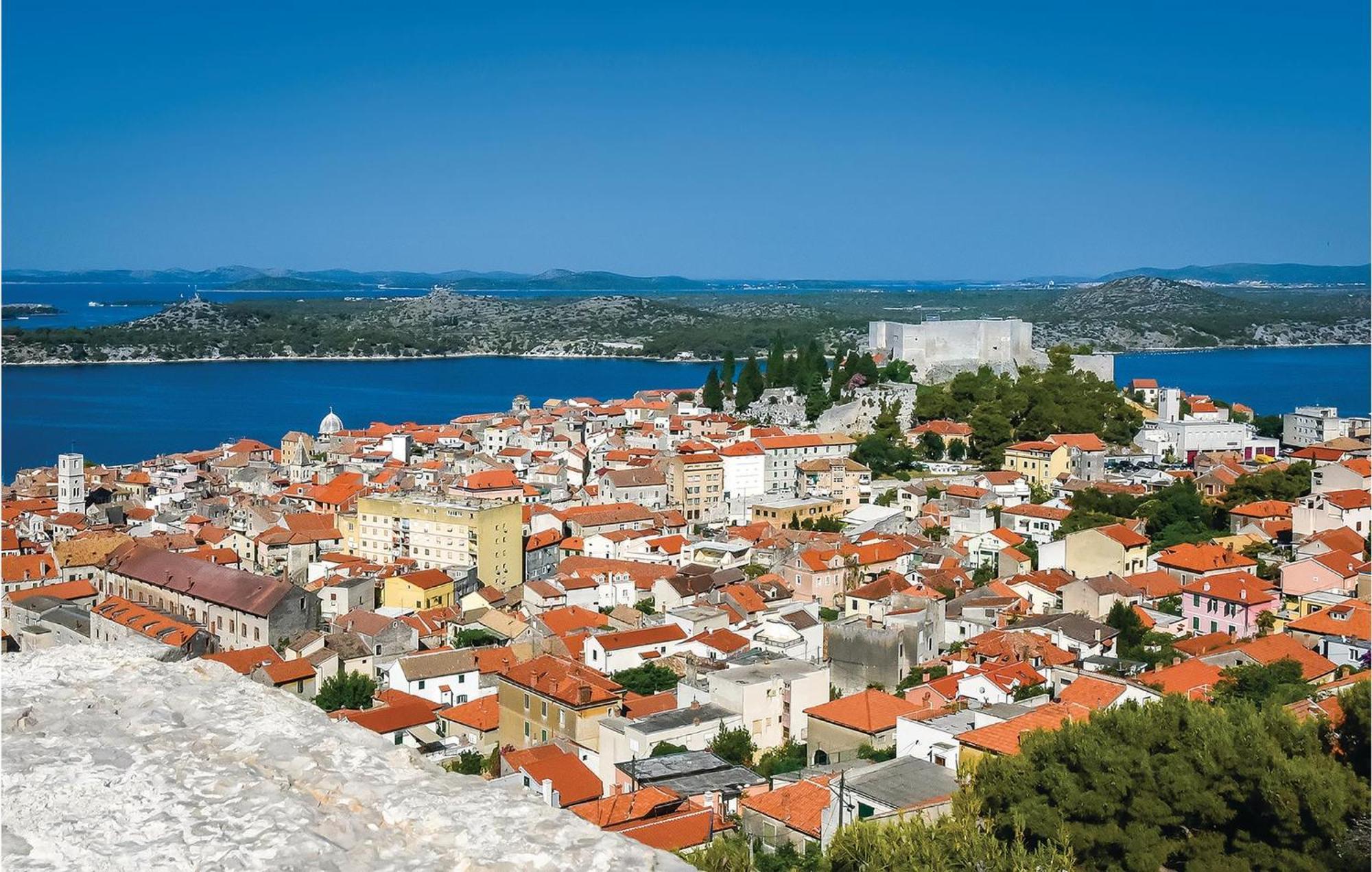 Lovely Home In Sibenik-Brodarica With Kitchen Donje Polje 외부 사진